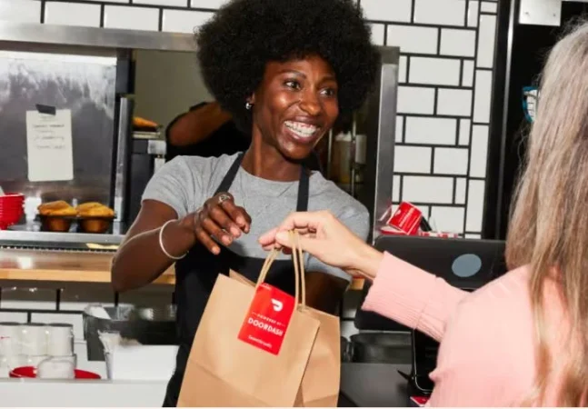 Domino's Pizza trabaja para abrir tiendas rentables y evitar futuros cierres 3 Merca2.es DoorDash Merca2.es